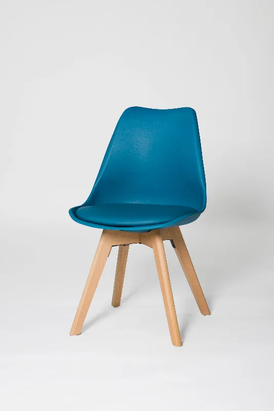 Set of 4 chairs in Blue