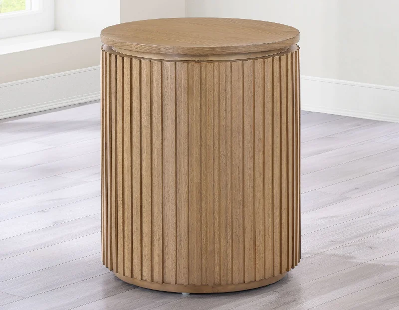 Colvin 18″ Round End Table, Toffee Finish