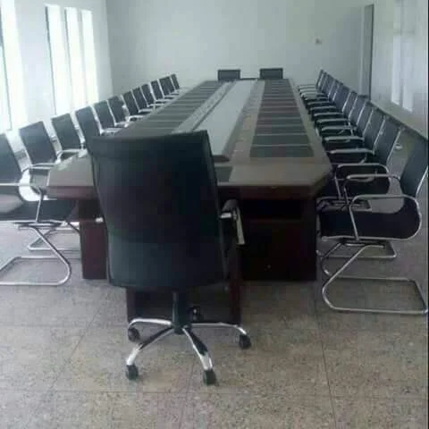 Padded conference Table - 30pers